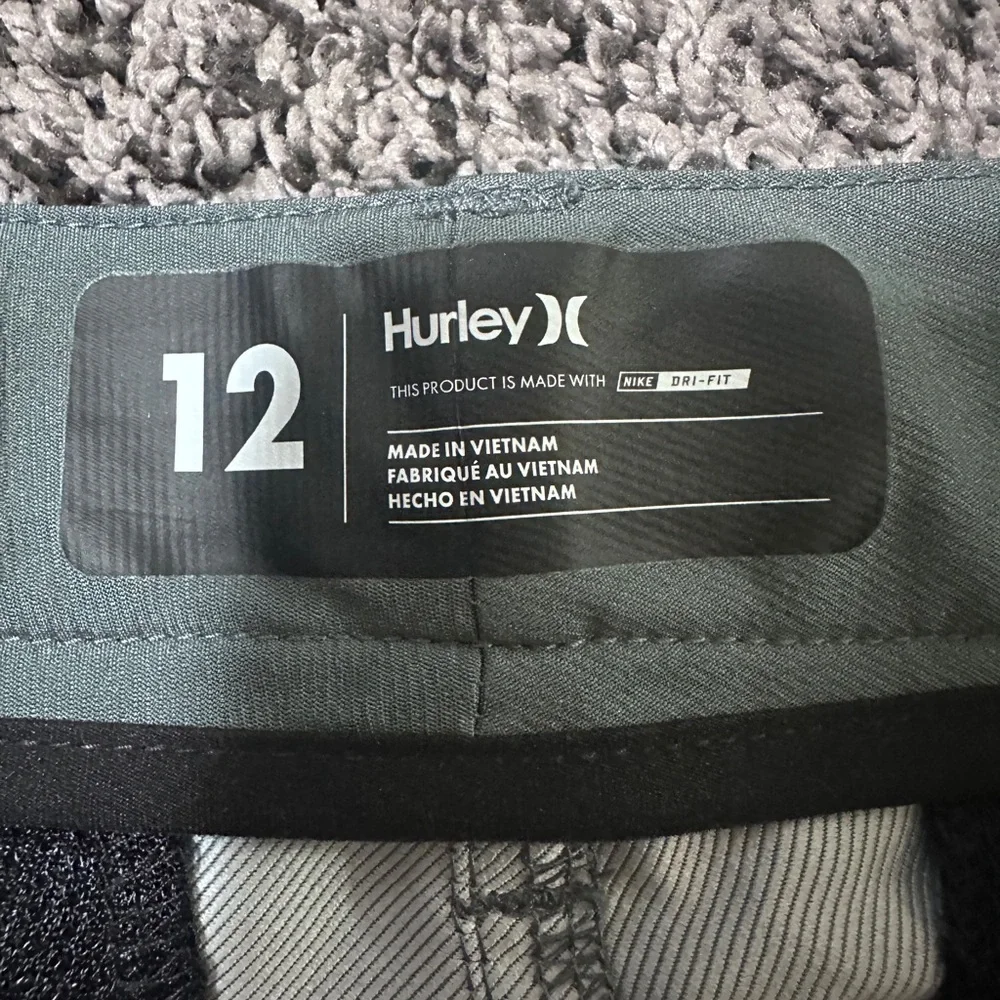 Hurley Chino Shorts Boys Size 12 Green Excellent Nike Dri-FIT Flat Front Skater